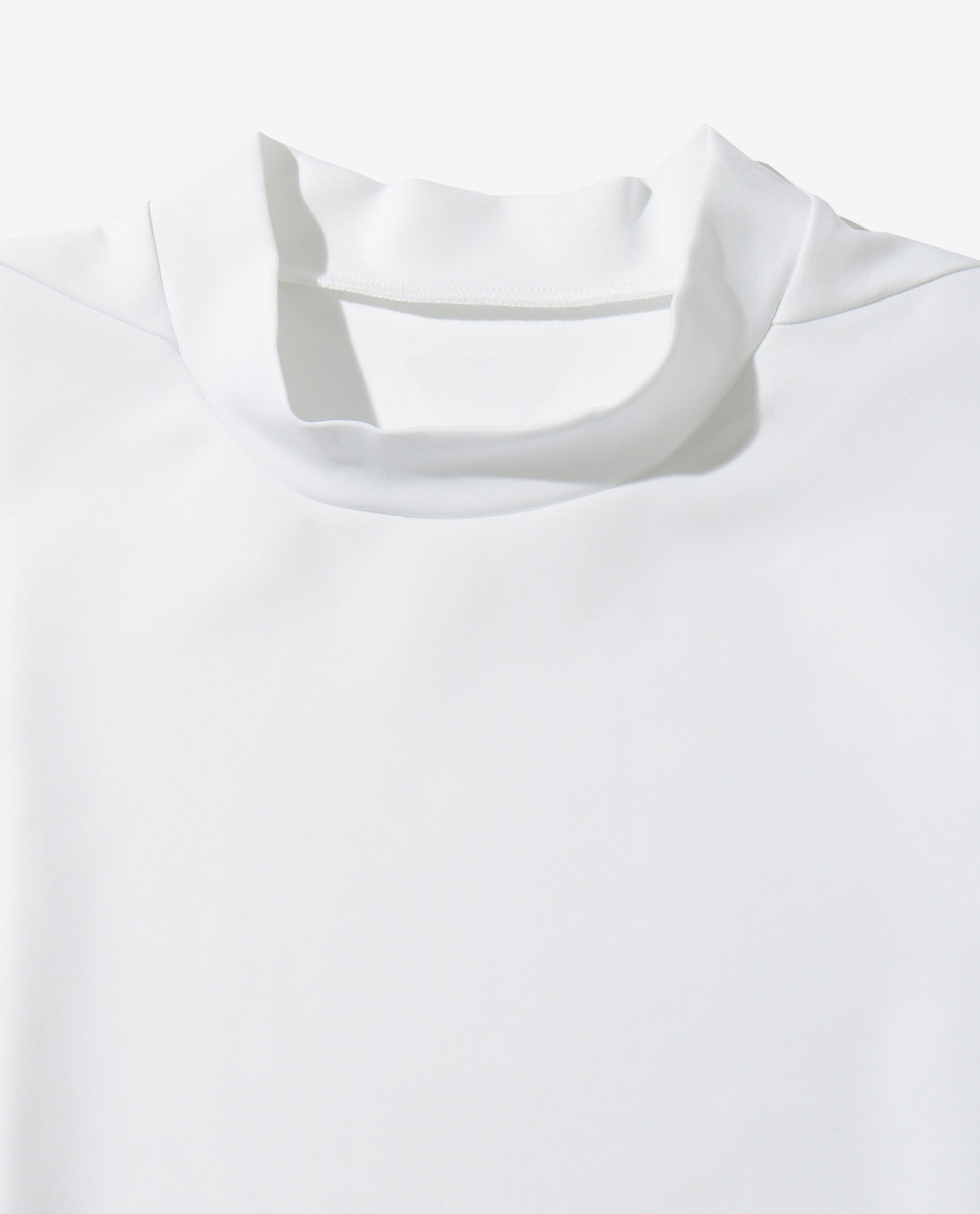 White x White ■ 0_305_DG "2D Cardboard Knit" Long Sleeve Mock Neck