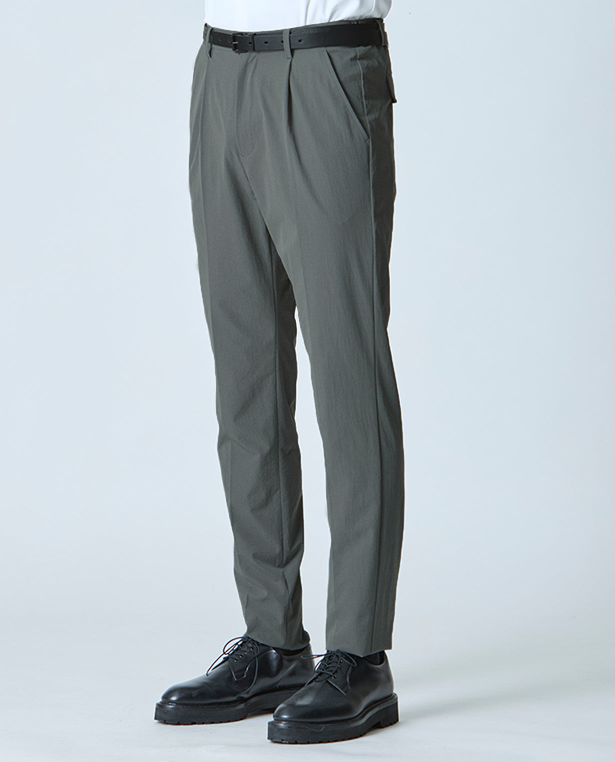 Steel Gray ■ 177_L Vintage Stretch One-Tuck Tapered Pants