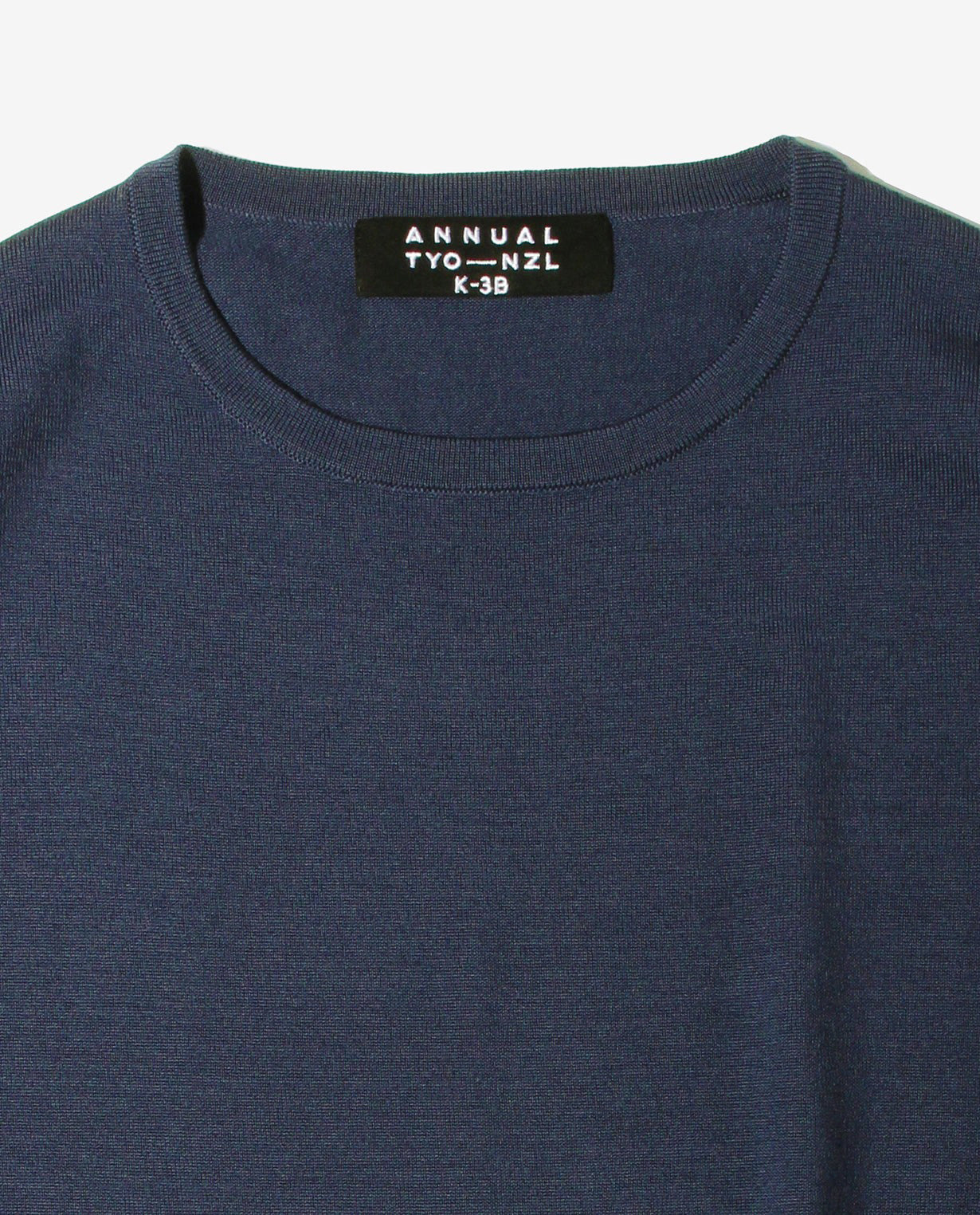 447_QX ANNUAL×K-3Bダブルネーム クルーネックセーター (ネイビー)