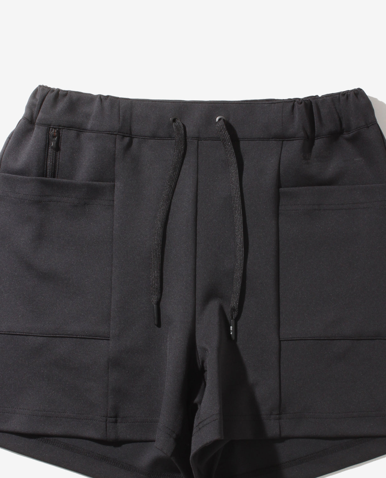 Black ■ 0_1004_D Cardboard knit shorts