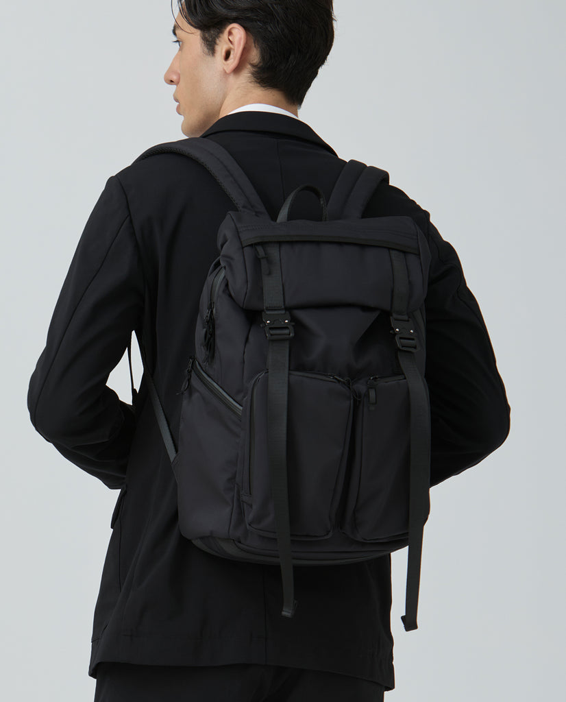 バーニーズニューヨーク　レザーリュック 中古・古着通販】BARNEYS NEWYORK (バーニーズ・ニューヨーク