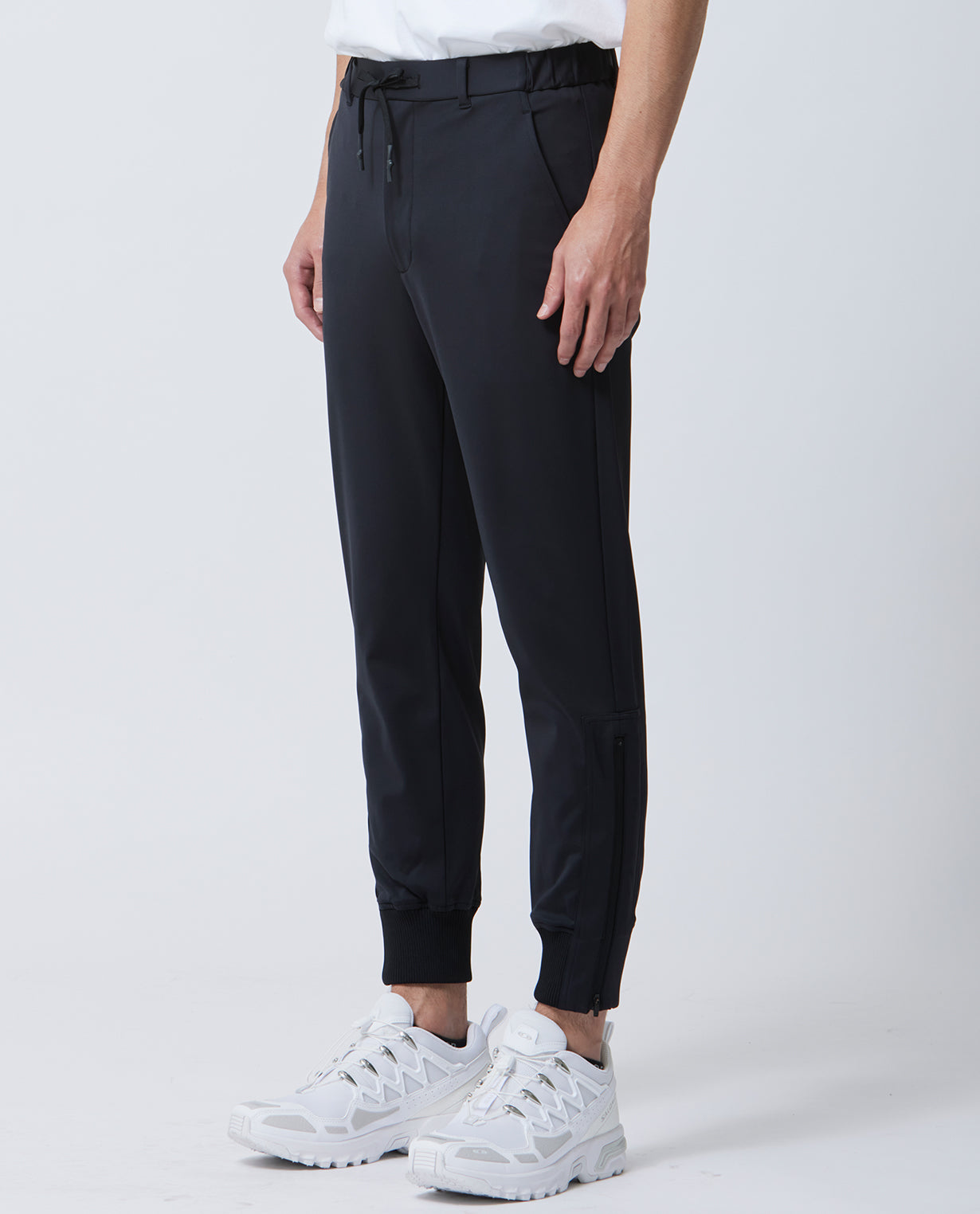 Black ■ 124_N 24HR-WEARABLE Military Jogger
