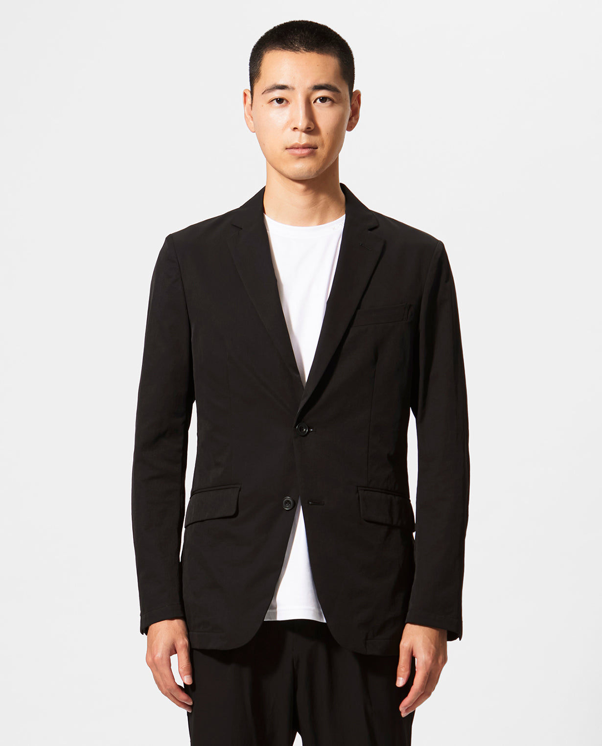 身長185cm 着用サイズ2(L)