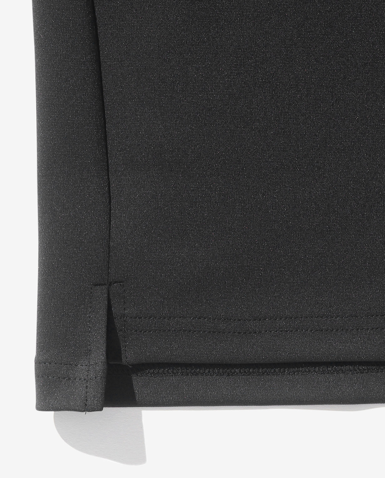 Black ■ 0_302_D Cardboard short-sleeved mock neck T-shirt
