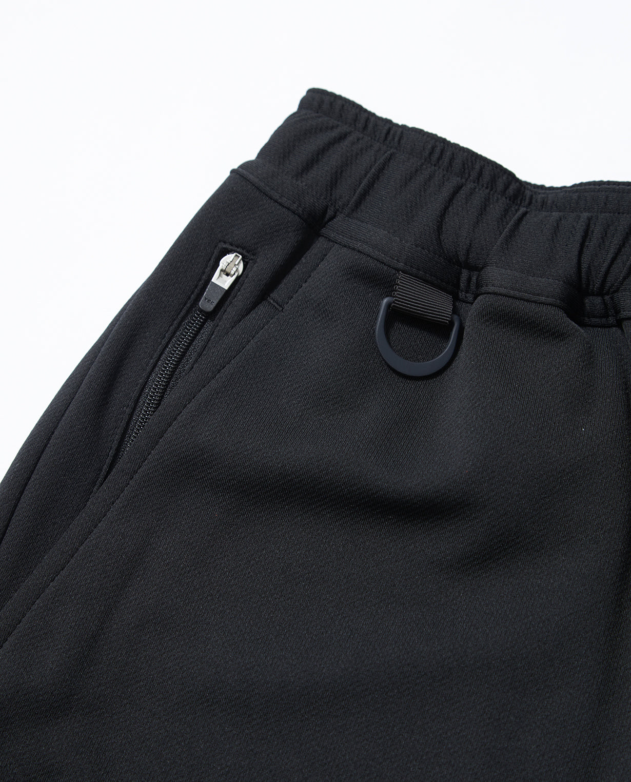 Black x White 110G Recycled Yarn Mesh Graphic Shorts