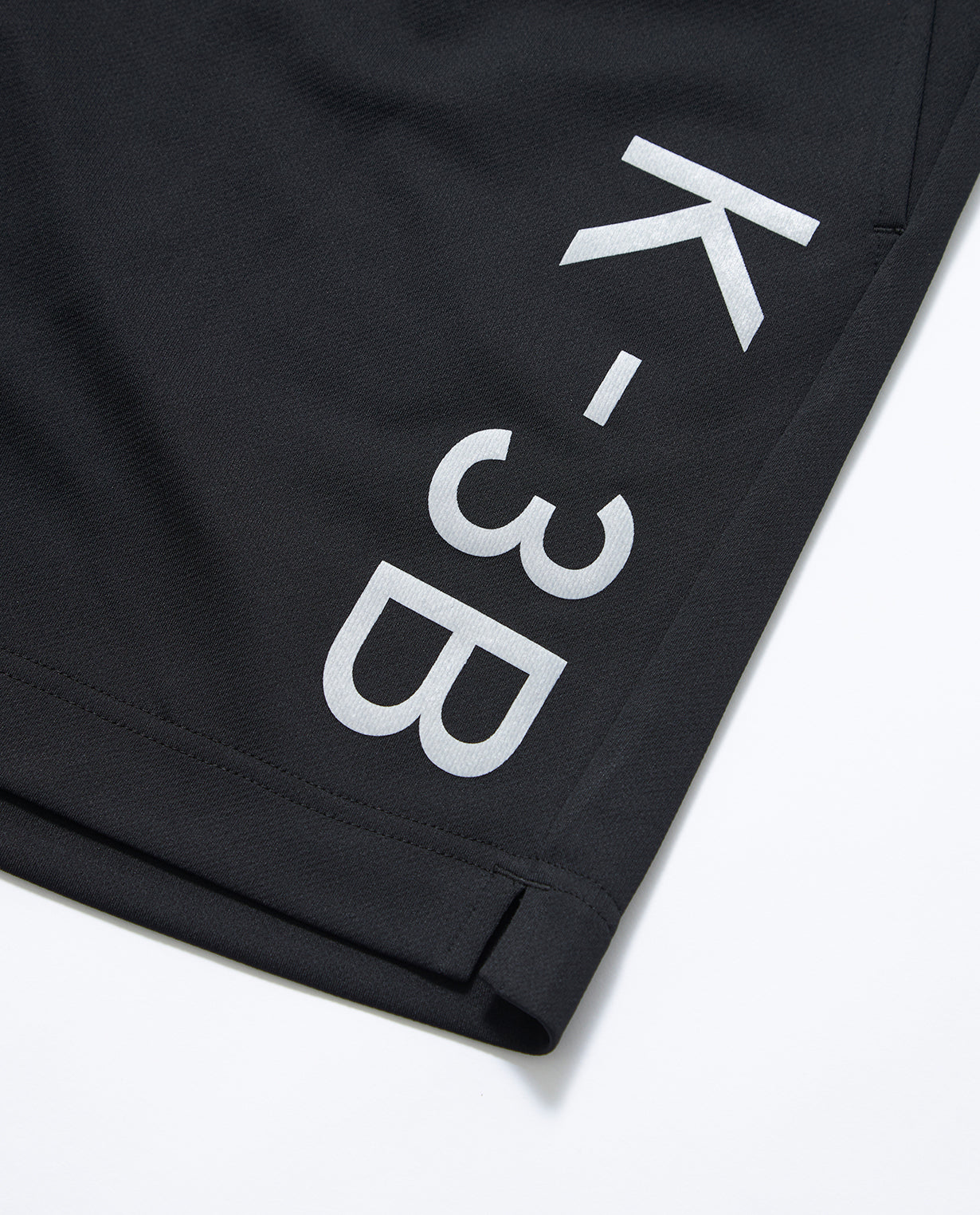 Black x White 110G Recycled Yarn Mesh Graphic Shorts
