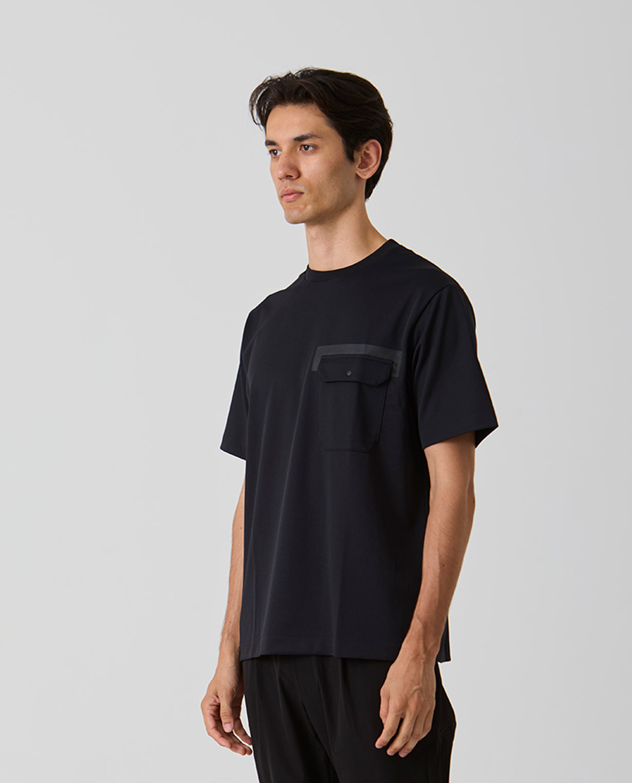 Home 331 331_KK 和紙糸ラバープリントクルーネックTシャツ (ブラック) – K-3B OFFICIAL SITE