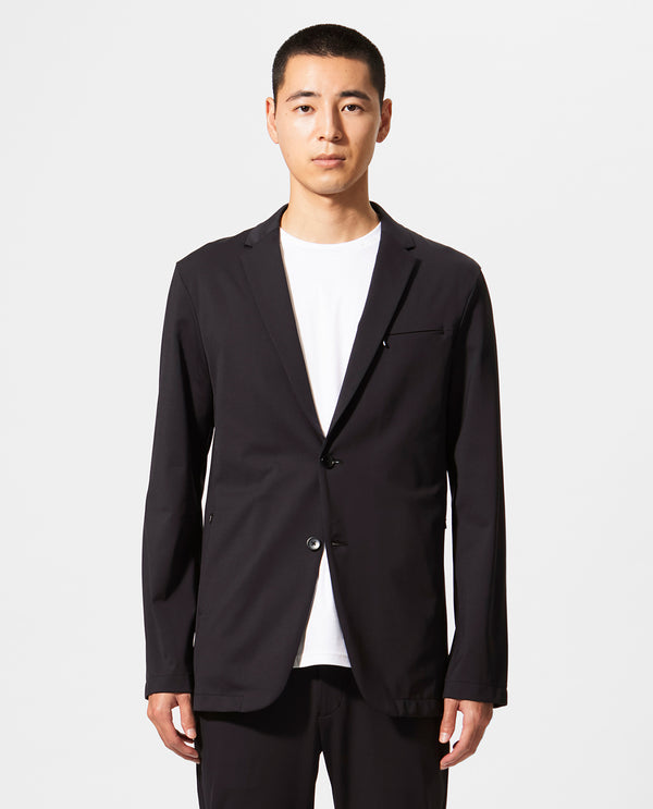 モデル身長185cm 着用サイズ2(L)